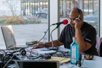 Derrais Carter, *Black Revelry Quiet Storm* radio marathon broadcasted with Ja Ja Ja Nee Nee Nee, Amsterdam from the Sandberg Institute, Amsterdam, November 2021. Photo: Konstantin Guz, courtesy of If I Can't Dance, Amsterdam.